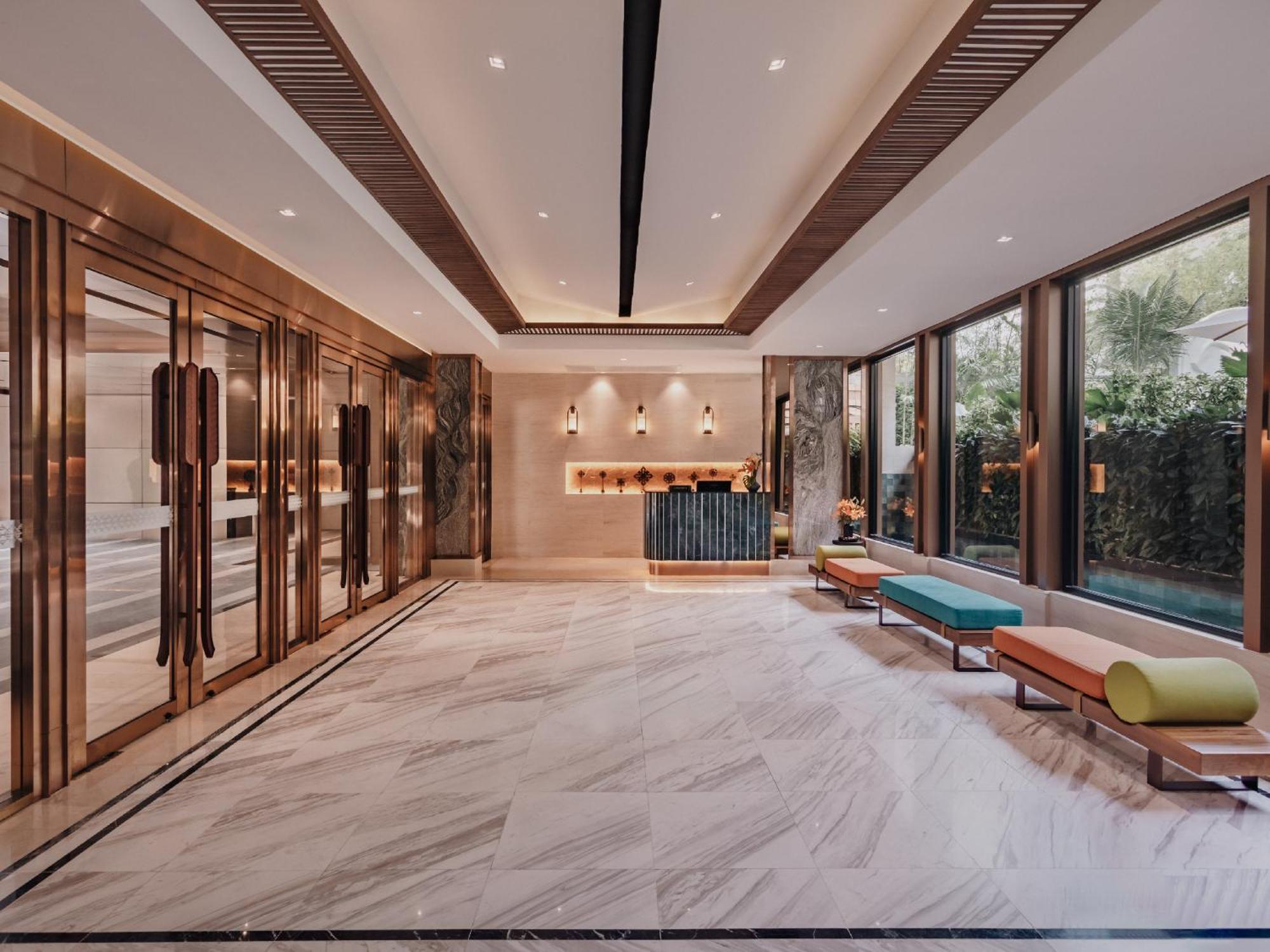 Nysa Hotel Bangkok Sukhumvit 11 ภายนอก รูปภาพ The lobby of the hotel